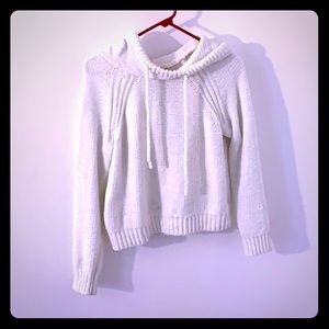 Chenille like material gap pullover